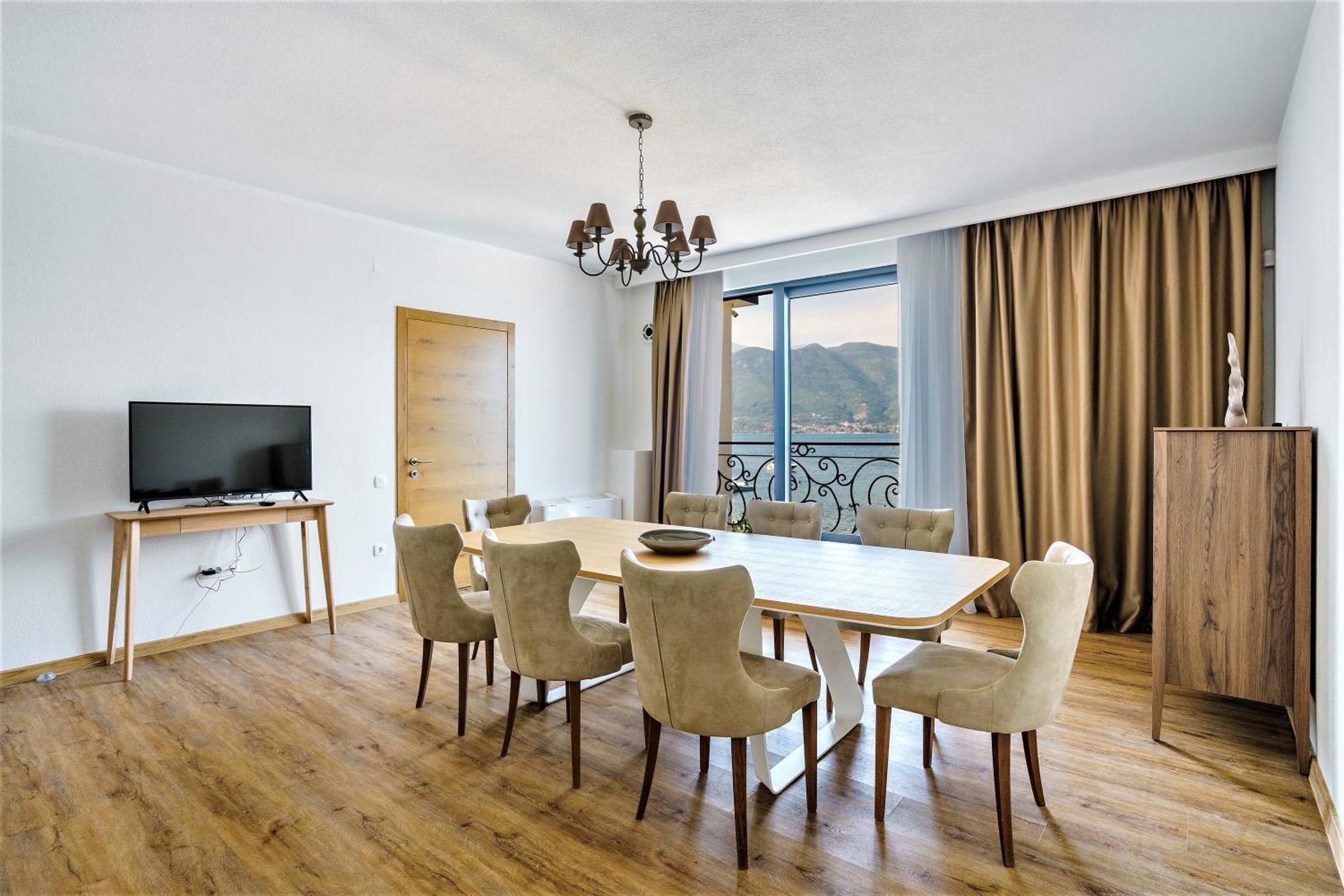 Beachfront Villa Pearl Of Adria Krasici Exterior photo