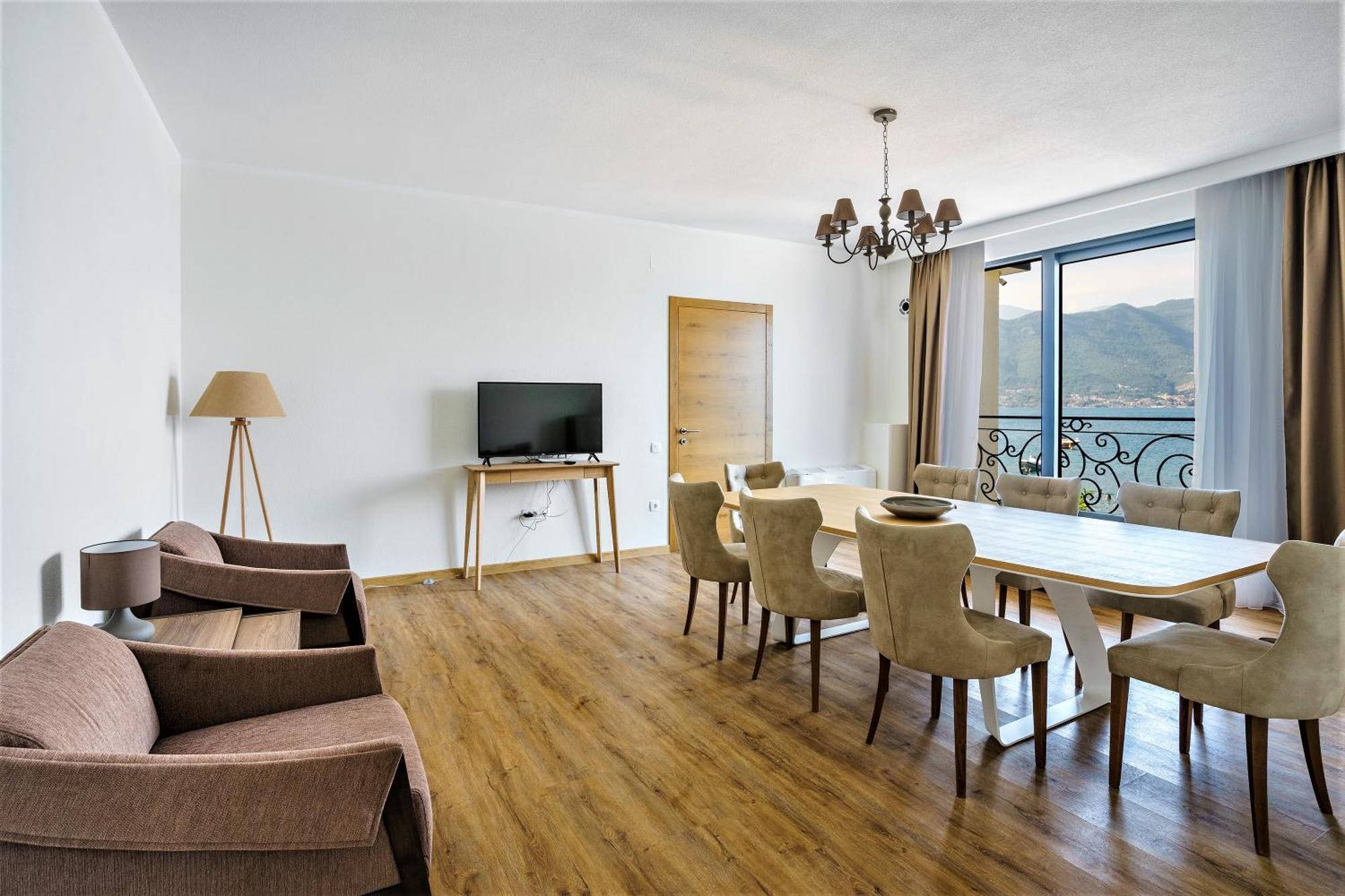 Beachfront Villa Pearl Of Adria Krasici Exterior photo